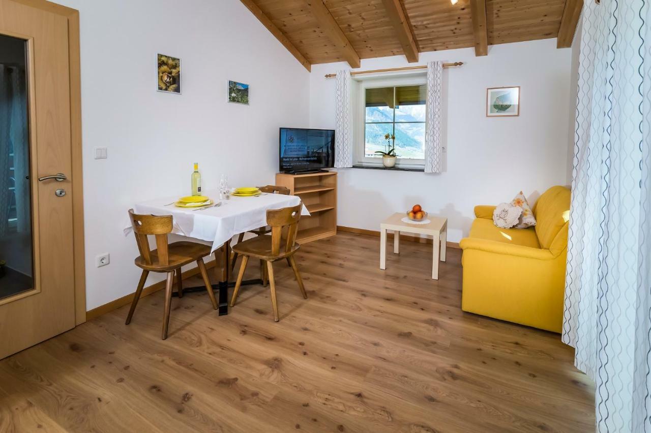 Mareinhof - Urlaub Auf Dem Apfelbauernhof Apartment Парчинес Екстериор снимка
