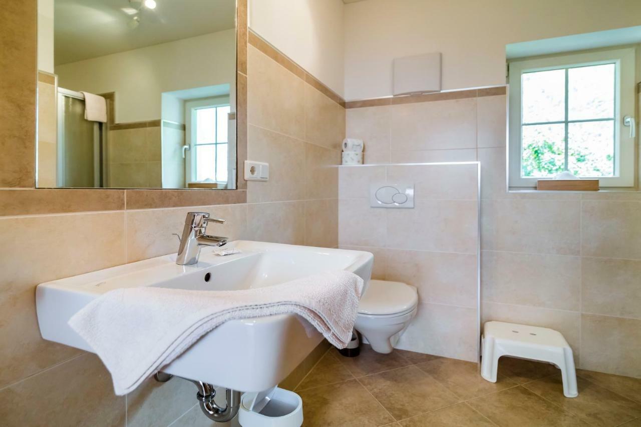Mareinhof - Urlaub Auf Dem Apfelbauernhof Apartment Парчинес Екстериор снимка
