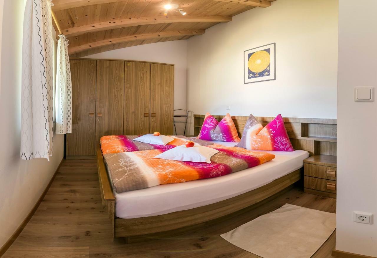 Mareinhof - Urlaub Auf Dem Apfelbauernhof Apartment Парчинес Екстериор снимка